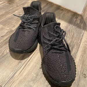 Yeezy 350 boost REFLECTIVE